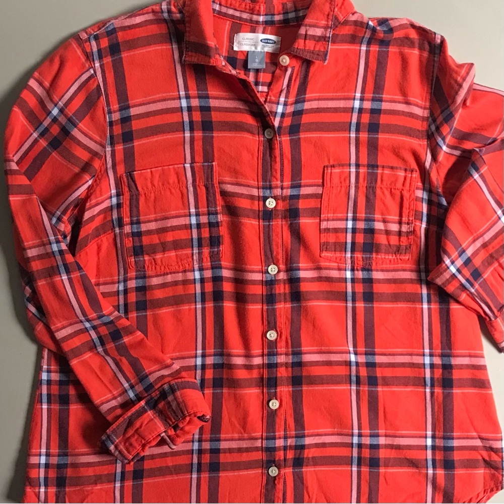 OLD NAVY Long Sleeve Button Down Bold Plaid Print Essential Fall Flannel